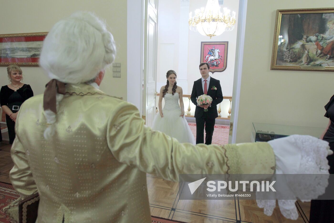 Wedding ceremonies held in Moscow Government building