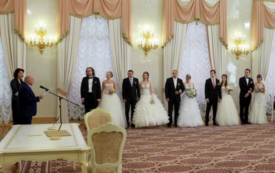 Wedding ceremonies held in Moscow Government building