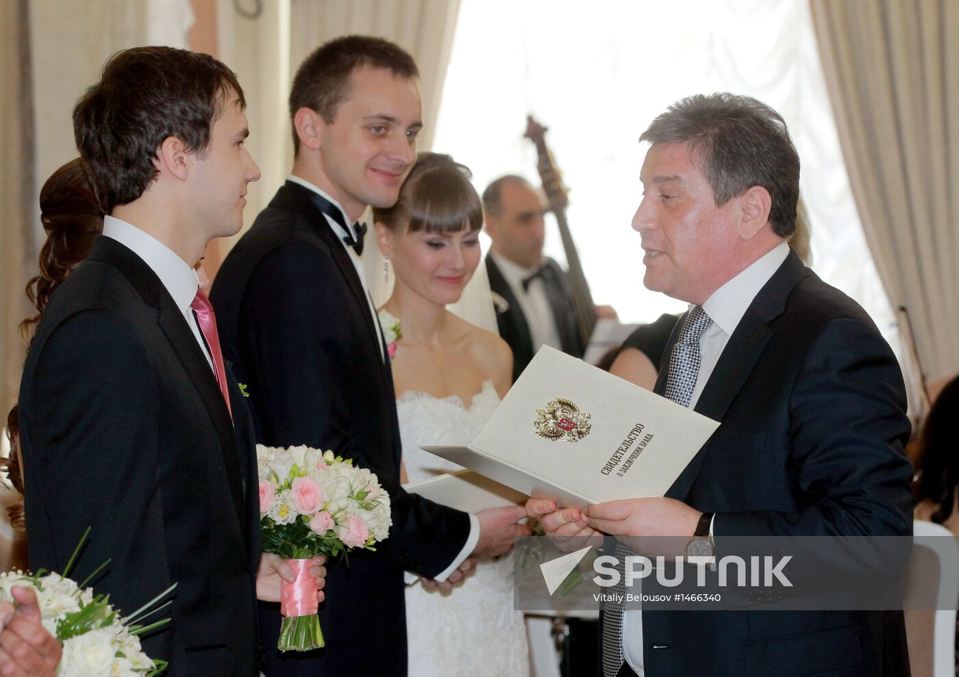 Wedding ceremonies held in Moscow Government building