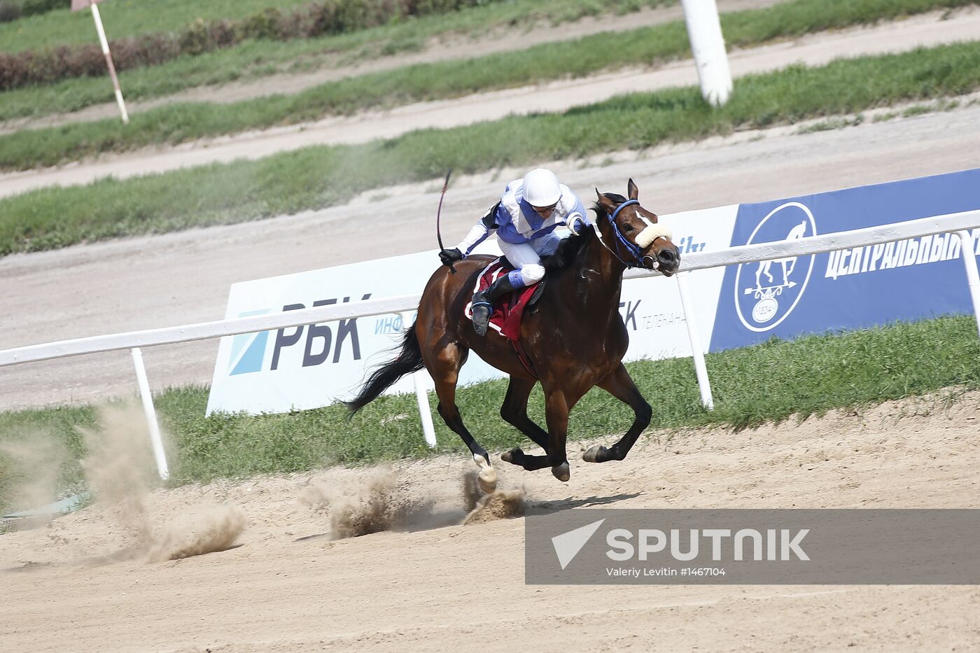 Summer racing season opens at Central Moscow Hippodrome