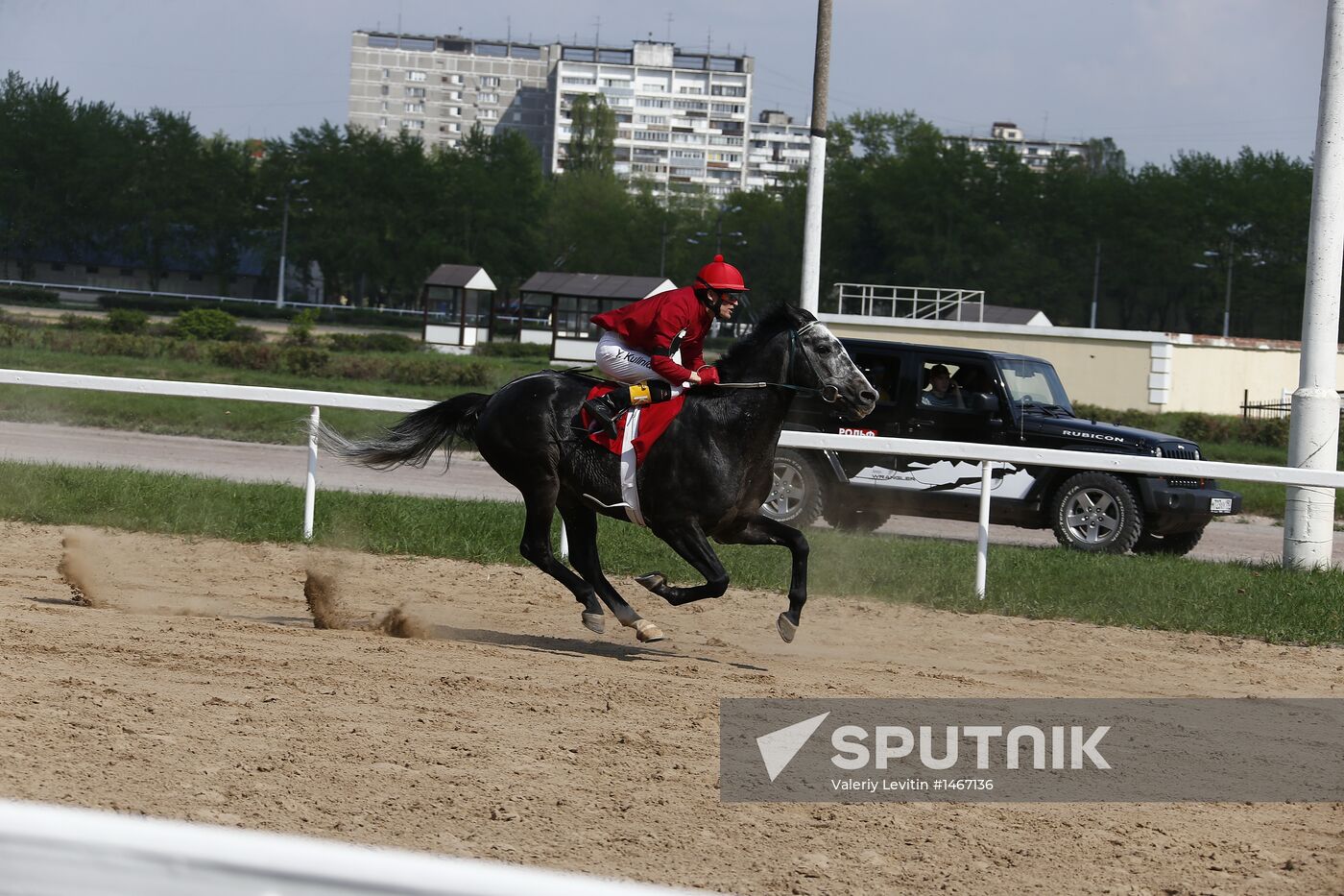 Summer racing season opens at Central Moscow Hippodrome