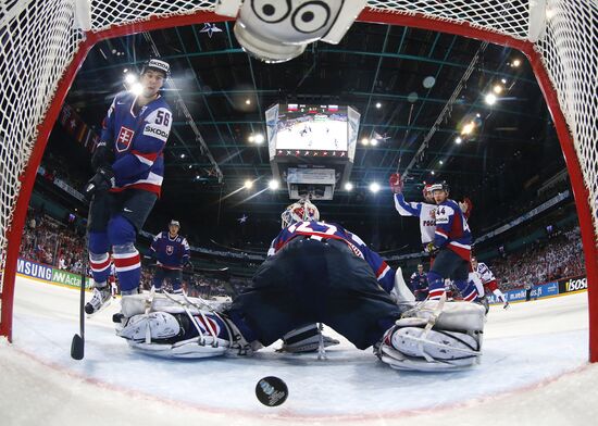 2013 IIHF Ice Hockey World Championship. Slovakia vs. Russia