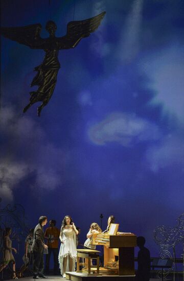 Rehearsal for Bolshoi Theatre organ presentation concert
