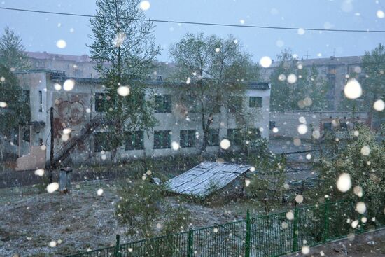 Snowfall instaed of heat in Tyva