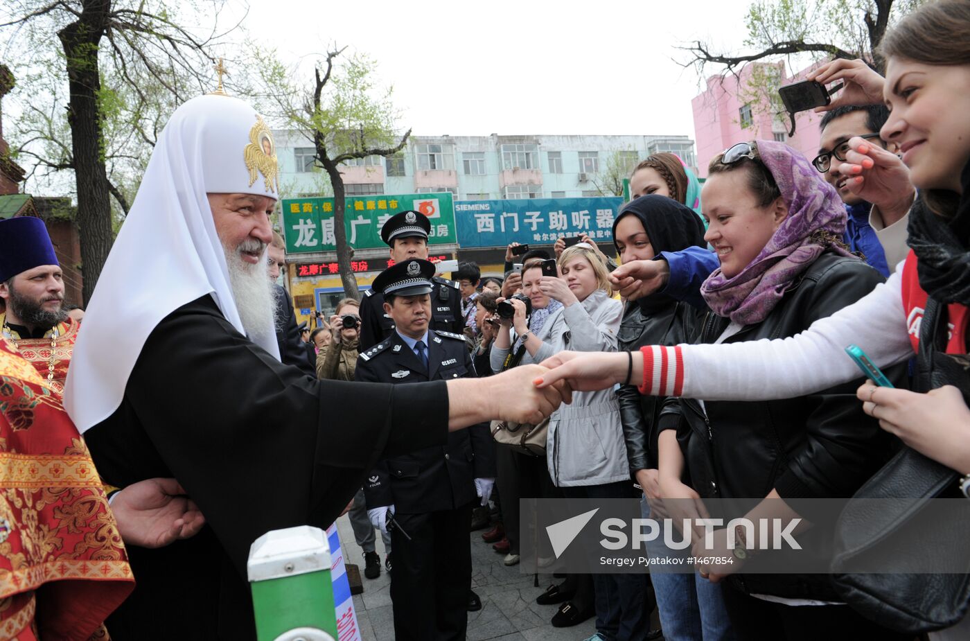 Patriarch Kirill arrives in Harbin on his visit to China