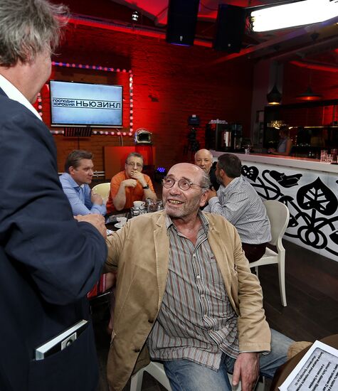 Live broadcast of Fair Gentleman newsical