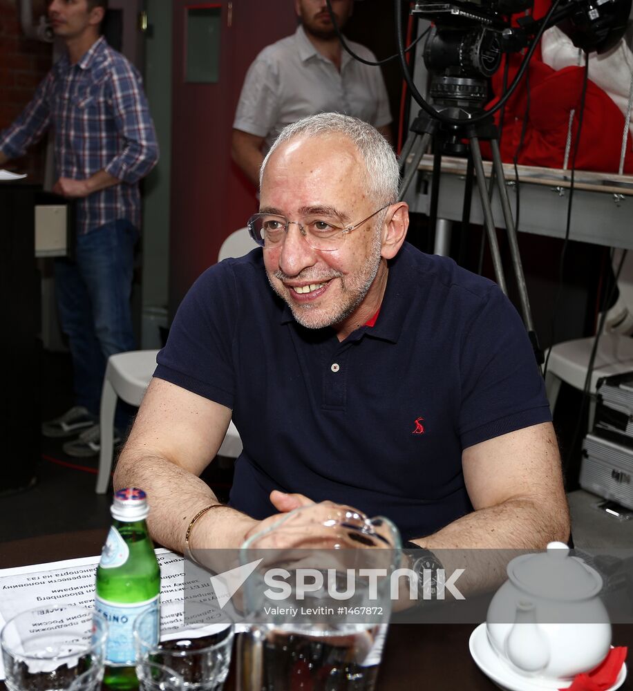 Live broadcast of Fair Gentleman newsical