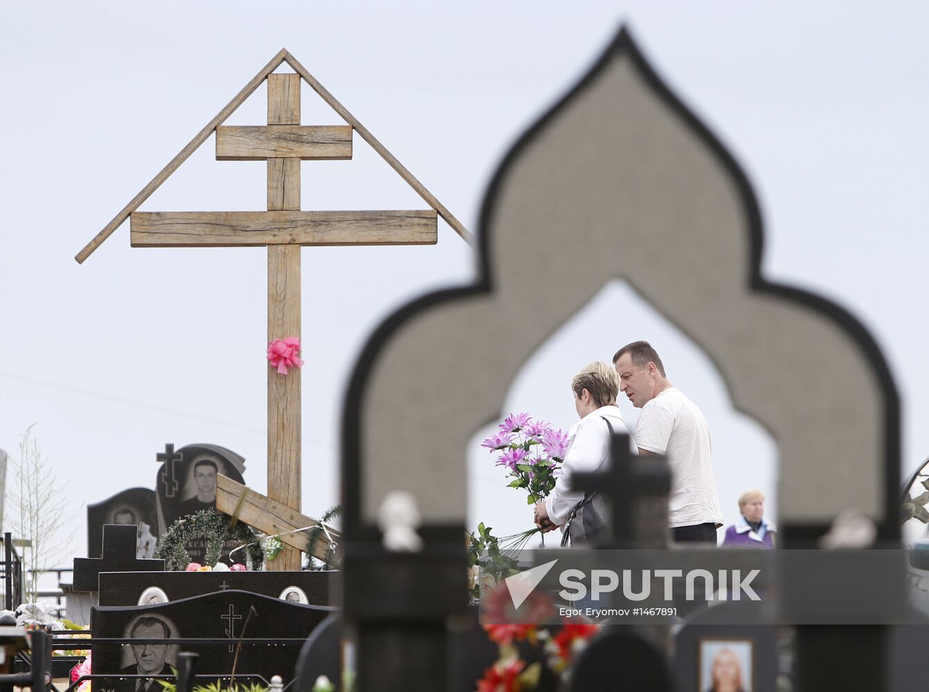 Visiting cemetery on Radonitsa Day