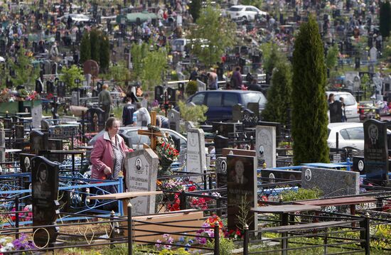 Visiting cemetery on Radonitsa Day
