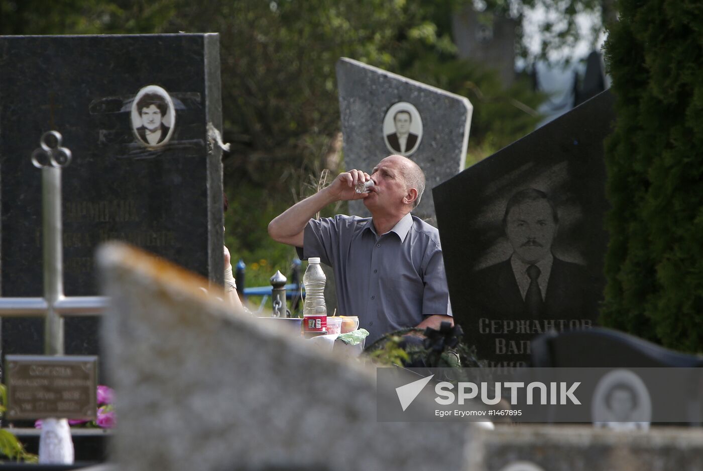 Visiting cemetery on Radonitsa Day