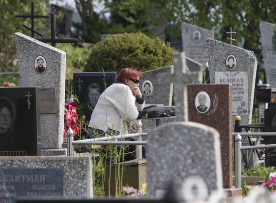 Visiting cemetery on Radonitsa Day
