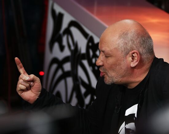 Live broadcast of Fair Gentleman newsical