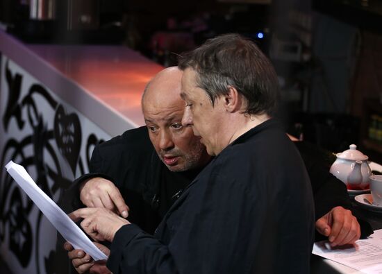 Live broadcast of Fair Gentleman newsical