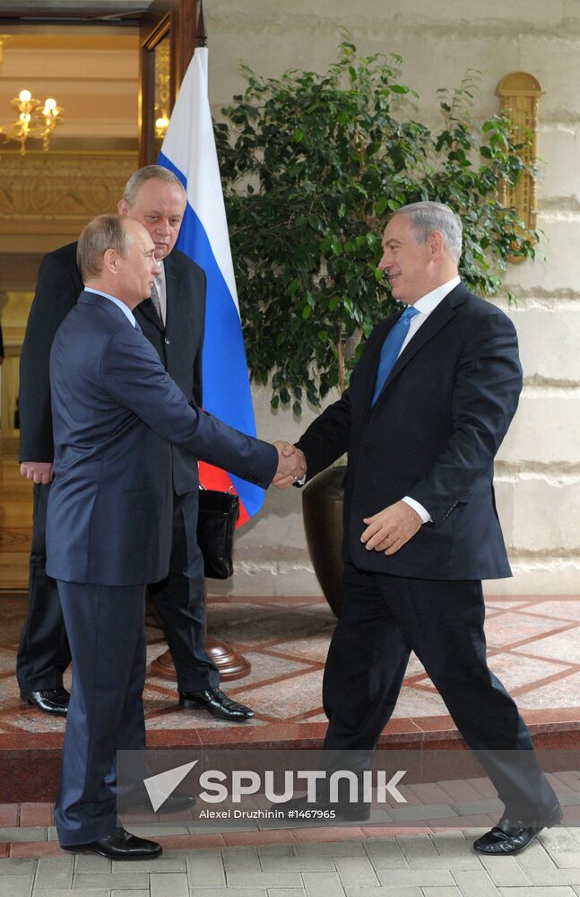 Vladimir Putin meets with Benjamin Netanyahu in Sochi