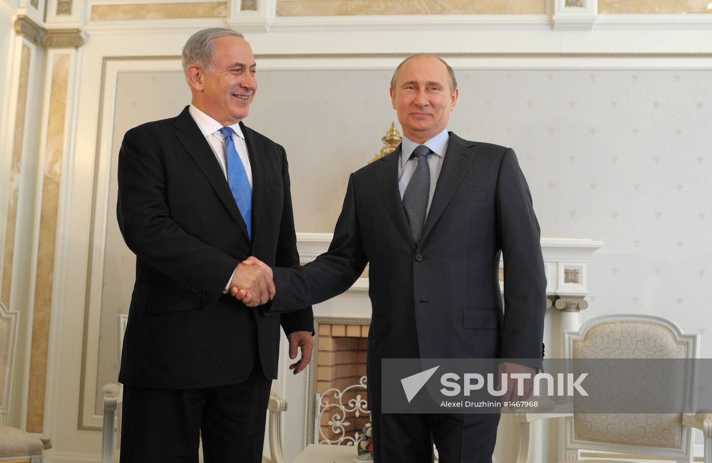 Vladimir Putin meets with Benjamin Netanyahu in Sochi