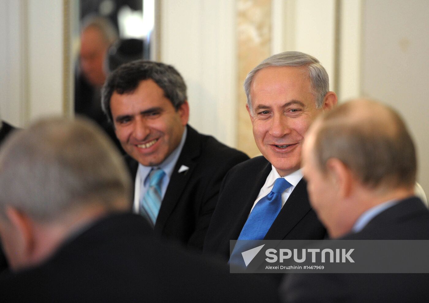 Vladimir Putin meets with Benjamin Netanyahu in Sochi