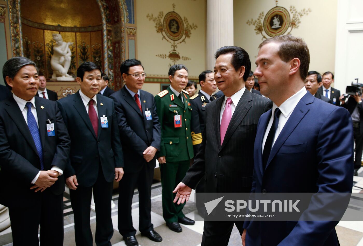 Dmitry Mevedev has talks with Nguyen Tan Dung