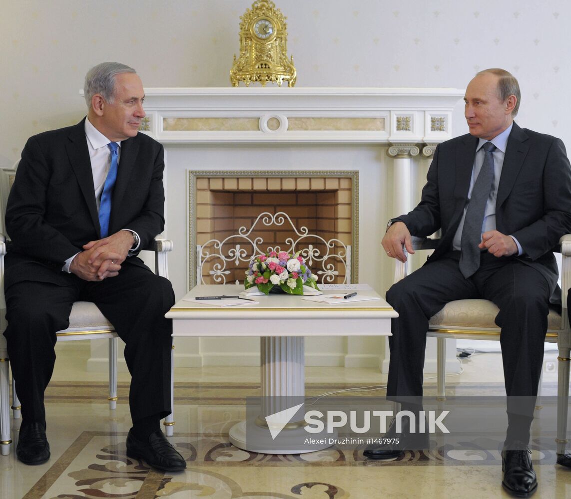 Vladimir Putin meets with Benjamin Netanyahu in Sochi