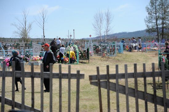 Visiting cemetery on Radonitsa Day