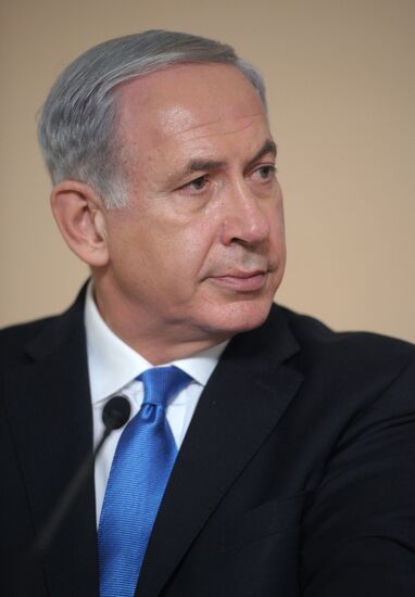 Vladimir Putin meets with Benjamin Netanyahu in Sochi