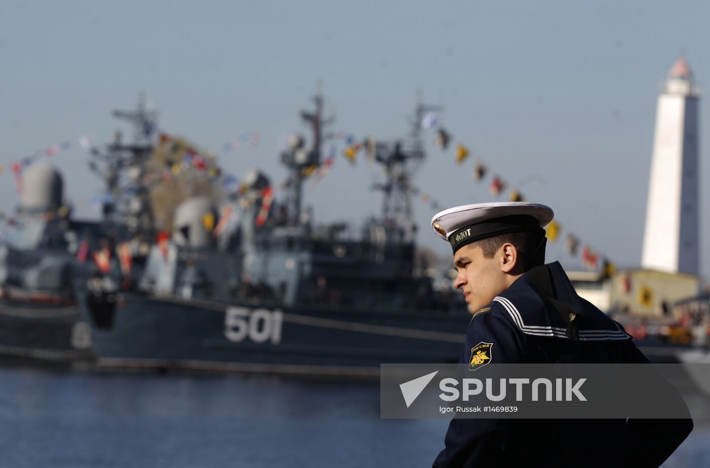 Rehearsing naval parade in Kronstadt