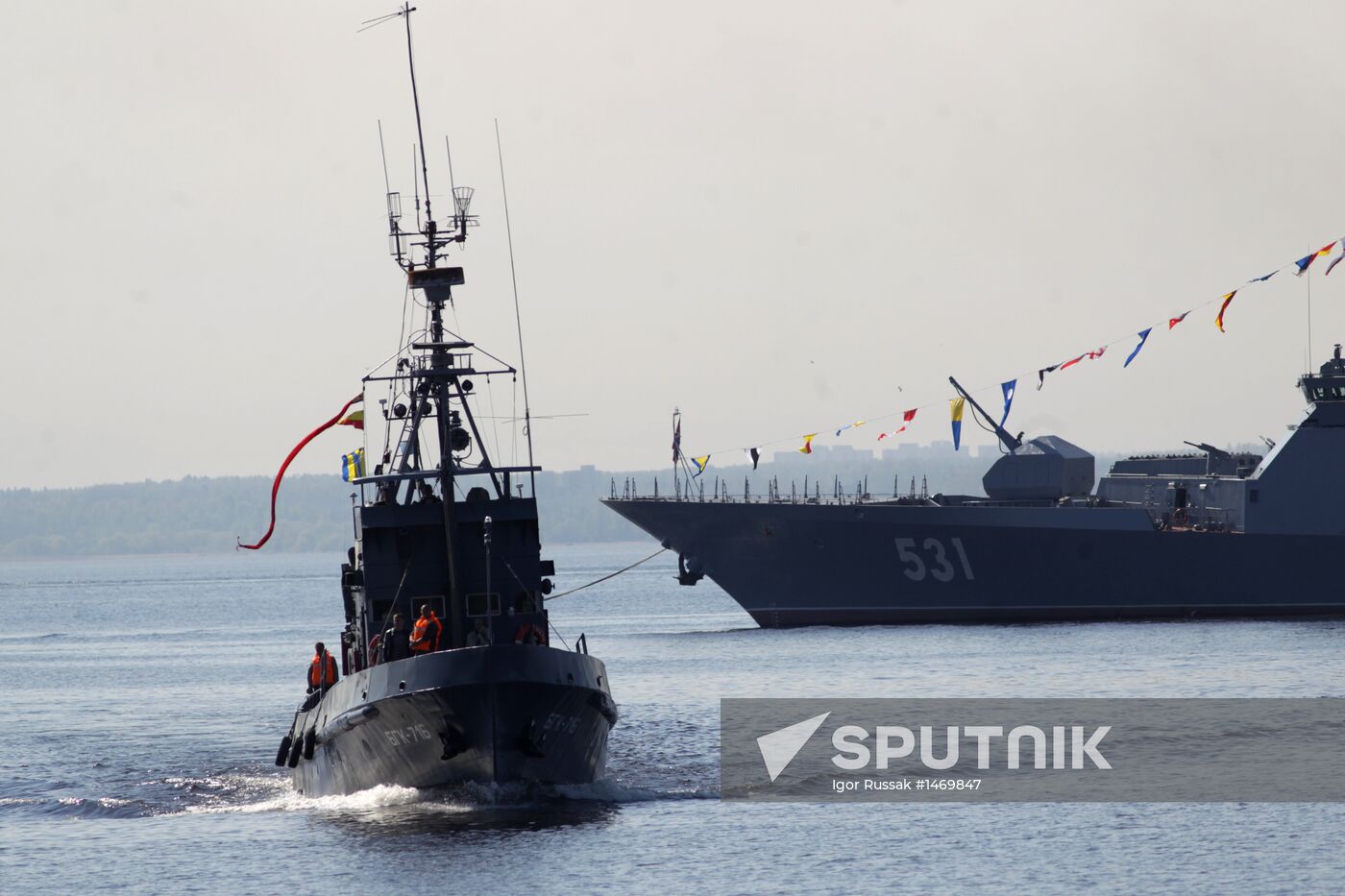 Rehearsing naval parade in Kronstadt