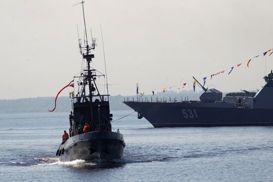 Rehearsing naval parade in Kronstadt