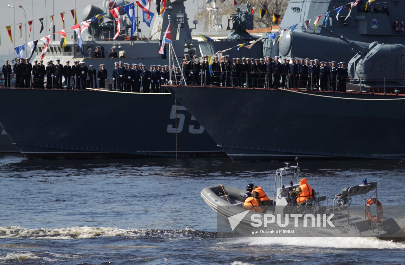 Rehearsing naval parade in Kronstadt