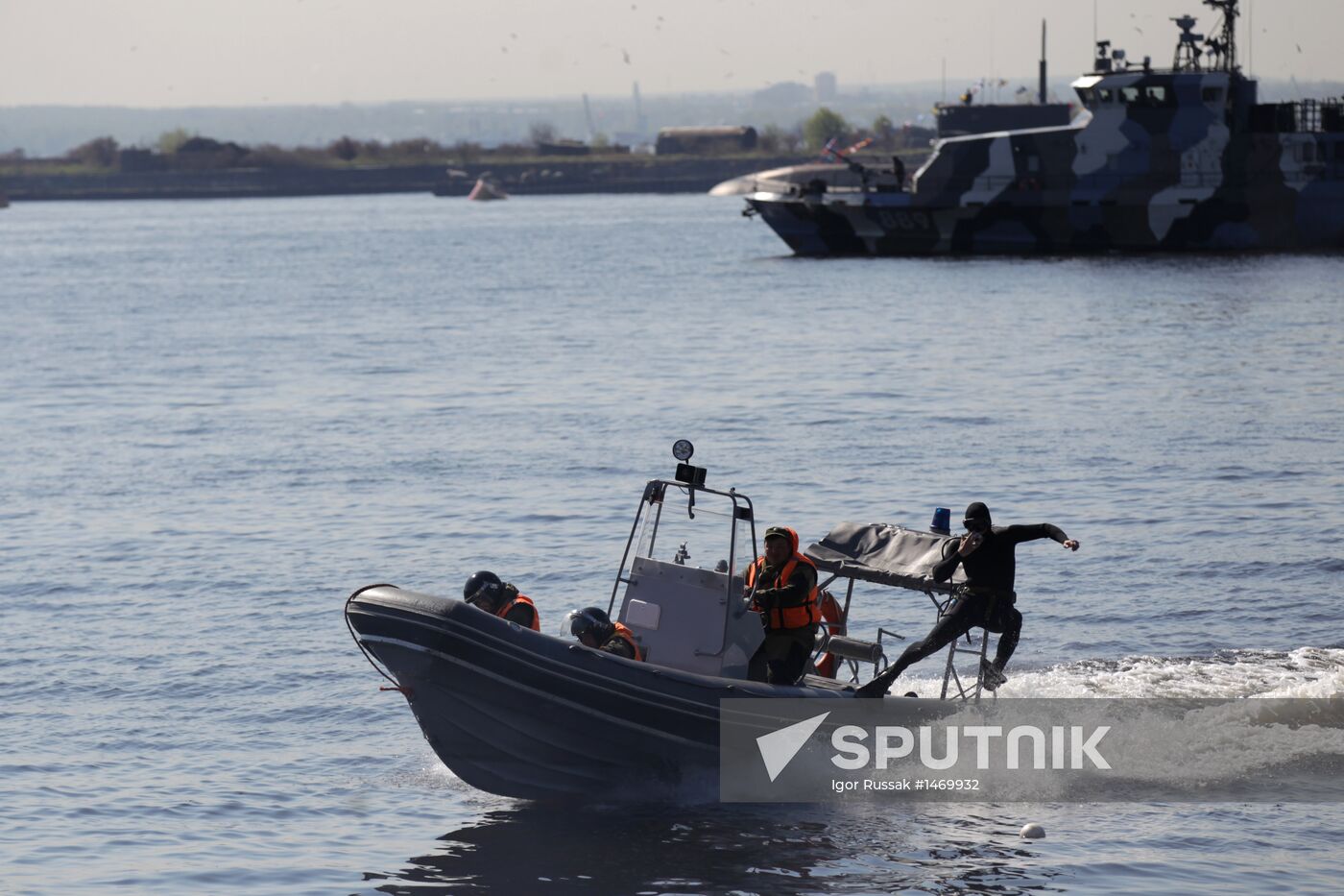 Rehearsing naval parade in Kronstadt