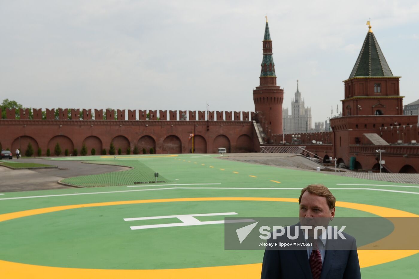 Helicopter pad in Kremlin ready for Russian President's flights