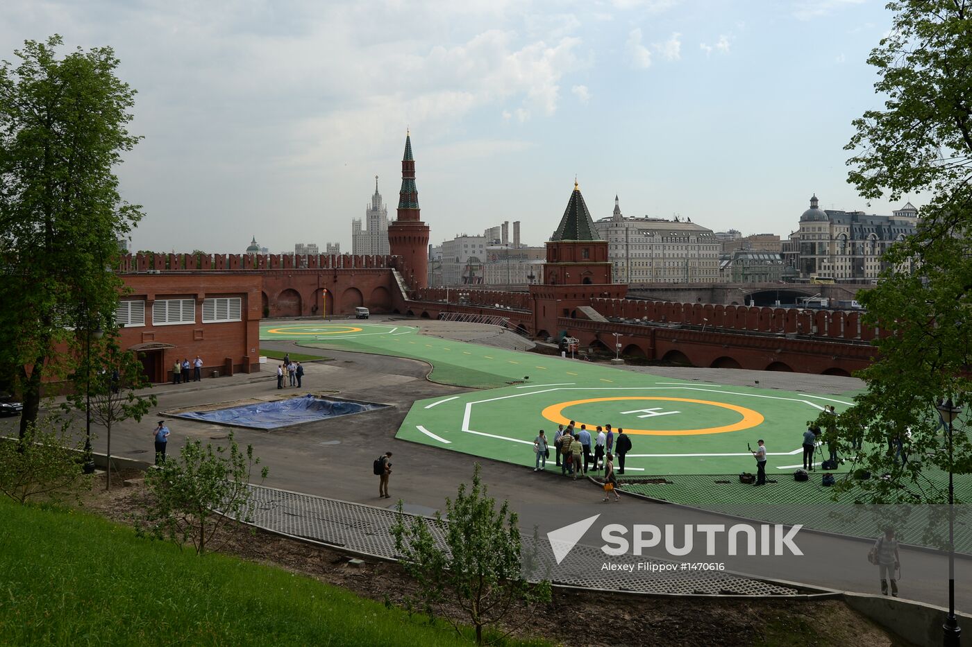 Helicopter pad in Kremlin ready for Russian President's flights