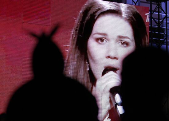 Russia follows Dina Garipova's performance at Eurovision-2013