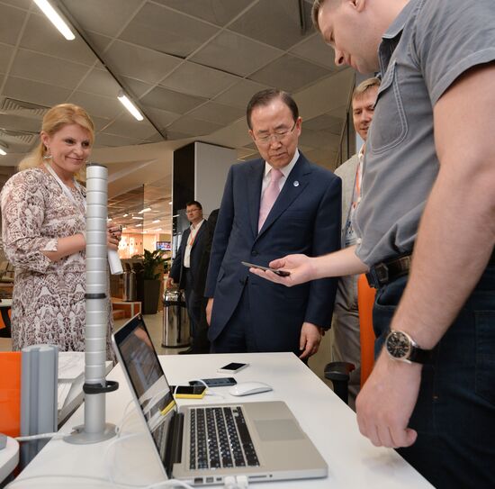 UN Secretary-General Ban Ki-moon visits RIA Novosti