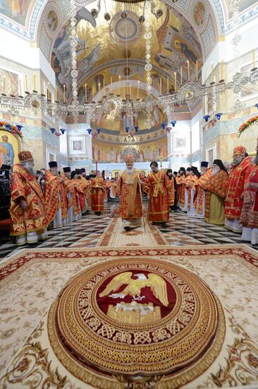 Patriarch Kirill consecrates cathedral in Yekaterinburg