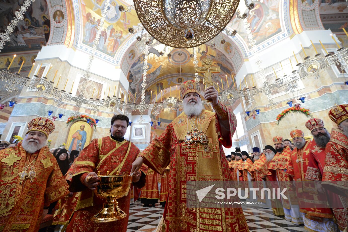 Patriarch Kirill consecrates cathedral in Yekaterinburg
