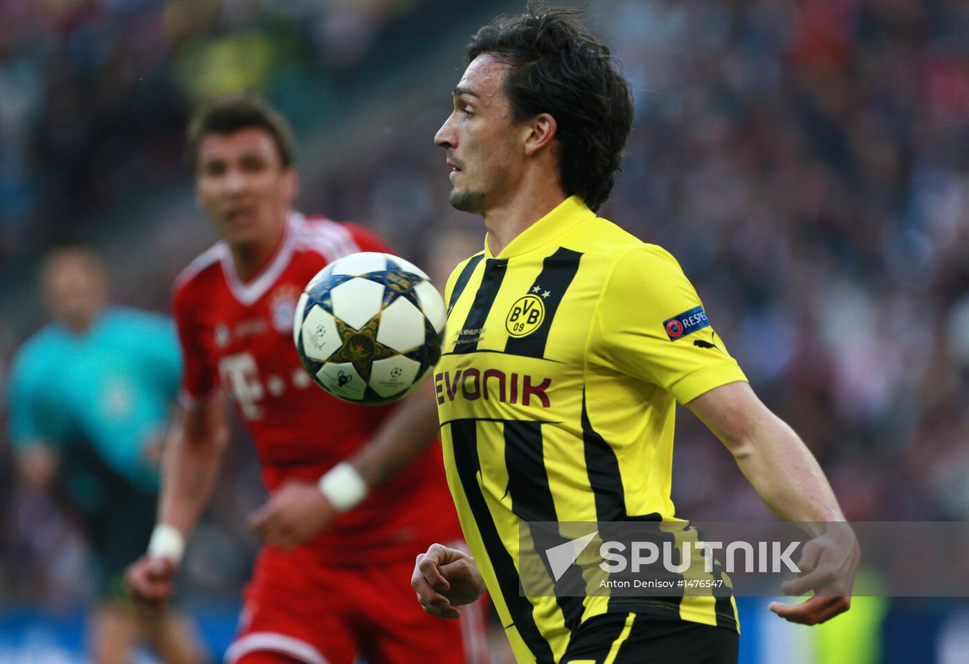 Football Champions League. Borussia vs. Bayern