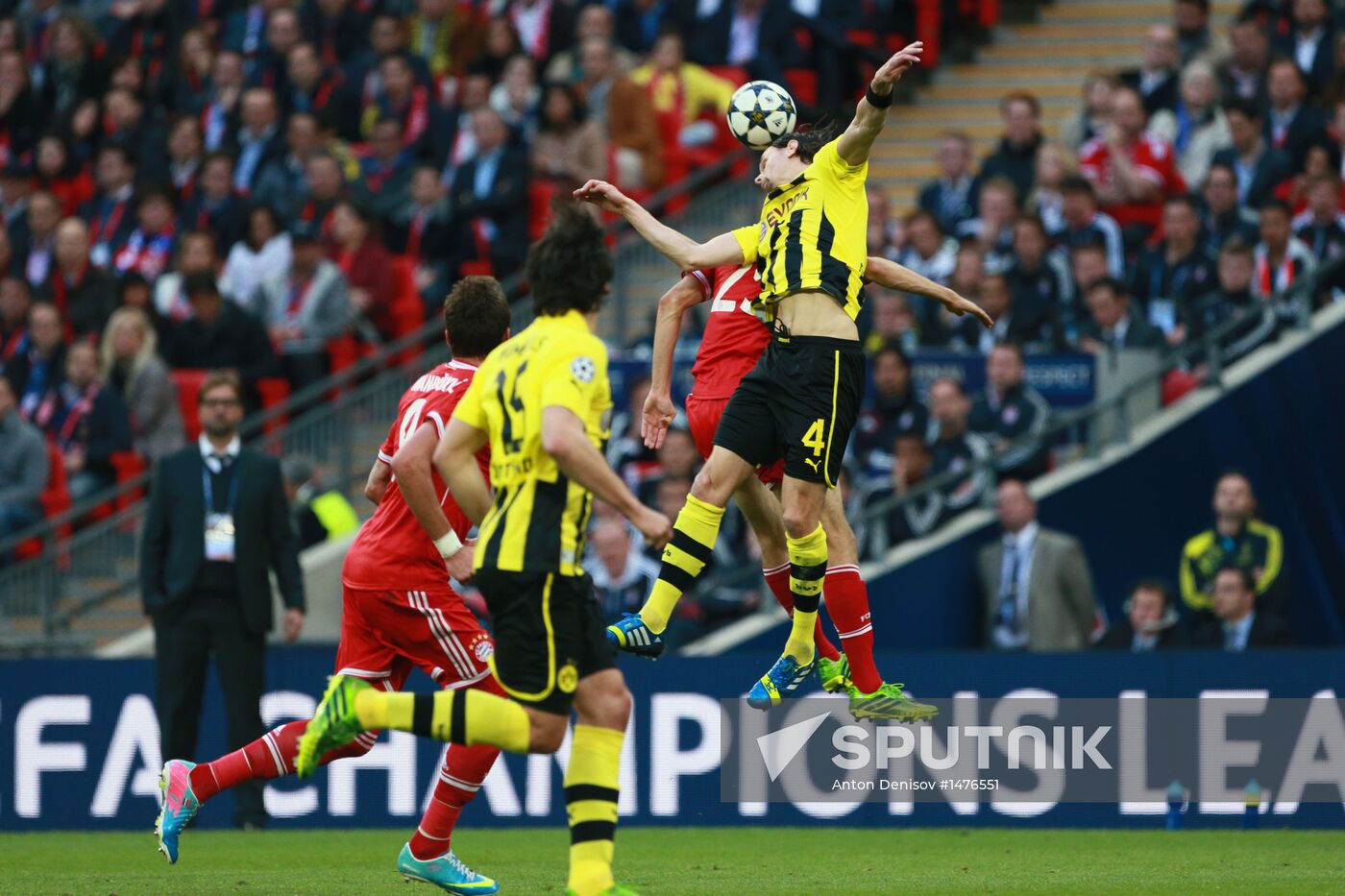 Football Champions League. Borussia vs. Bayern