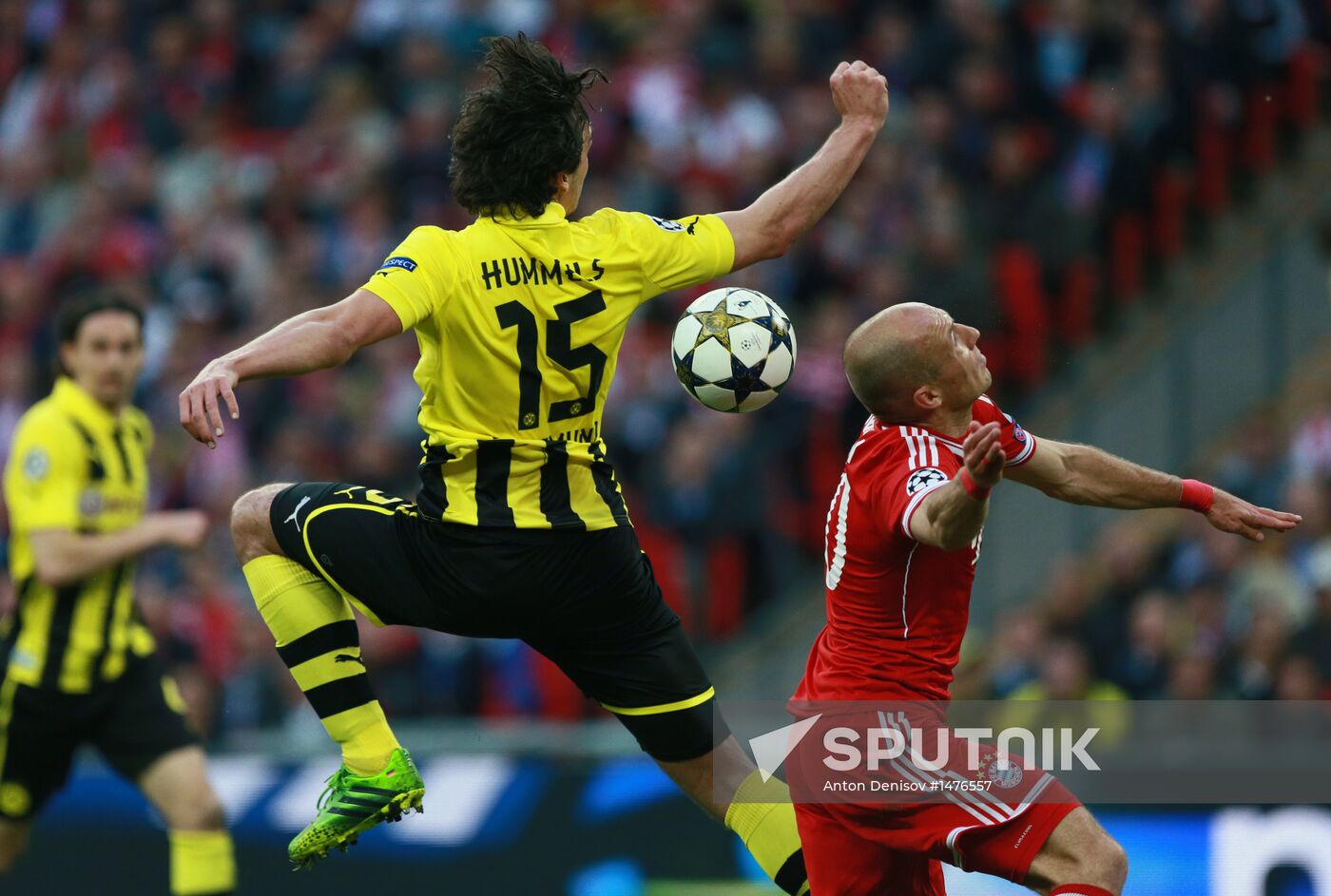 Football Champions League. Borussia vs. Bayern