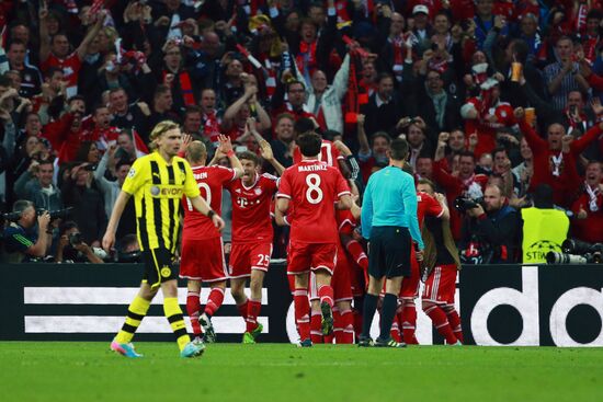 Football Champions League. Borussia vs. Bayern