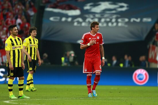 Football Champions League. Borussia vs. Bayern