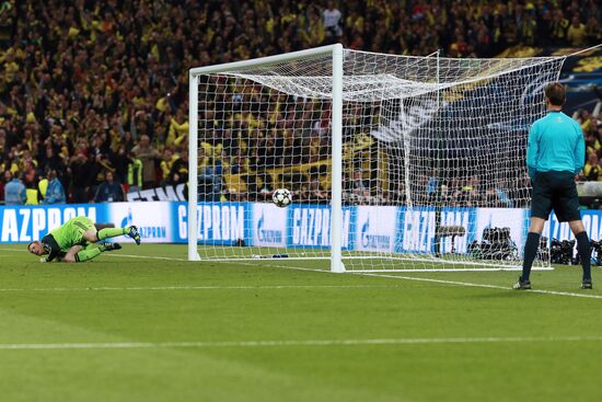 Football Champions League. Borussia vs. Bayern