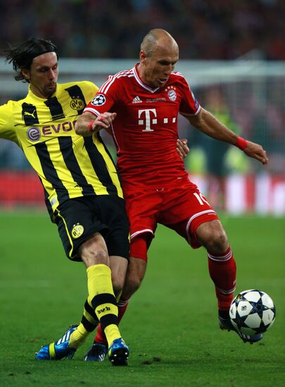 Football Champions League. Borussia vs. Bayern