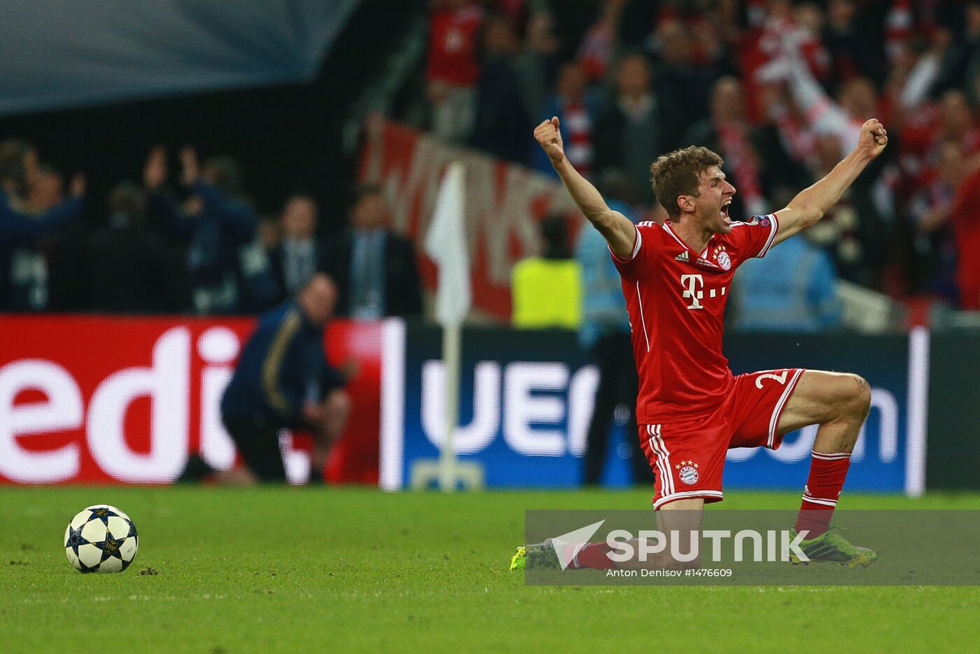 Football Champions League. Borussia vs. Bayern