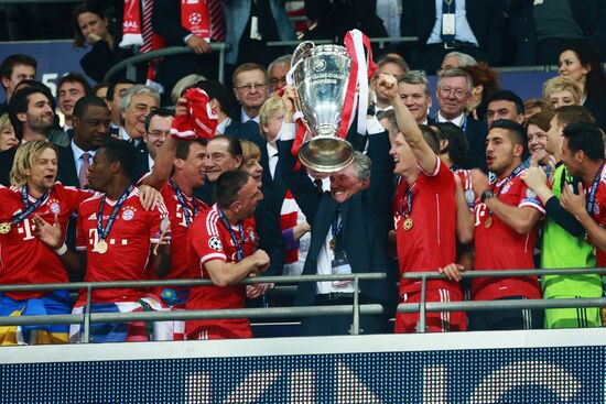 Football Champions League. Borussia vs. Bayern