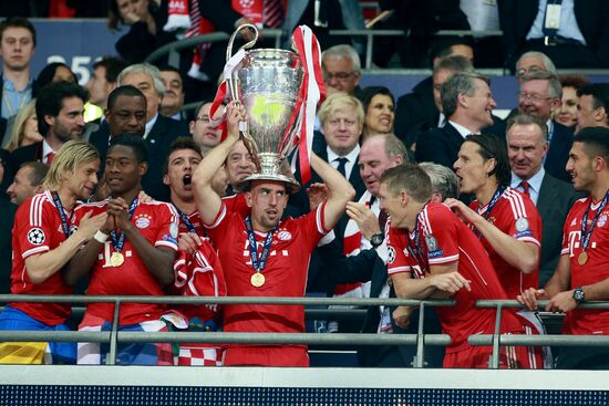 Football Champions League. Borussia vs. Bayern