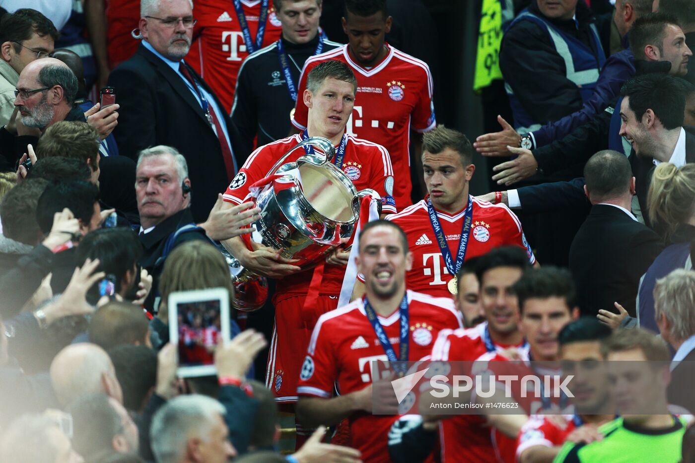 Football Champions League. Borussia vs. Bayern