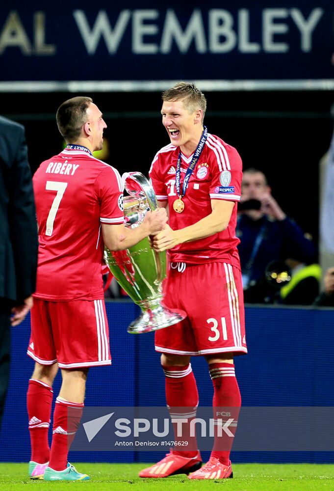 Football Champions League. Borussia vs. Bayern