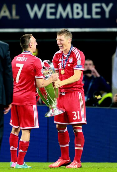 Football Champions League. Borussia vs. Bayern