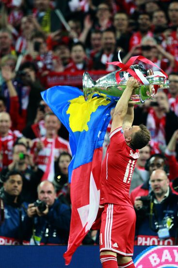 Football Champions League. Borussia vs. Bayern