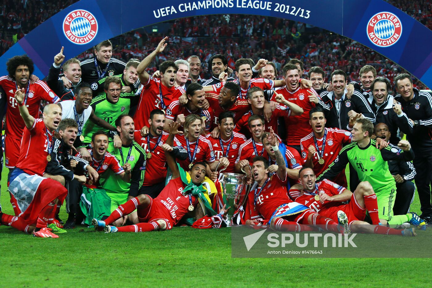 Football Champions League. Borussia vs. Bayern